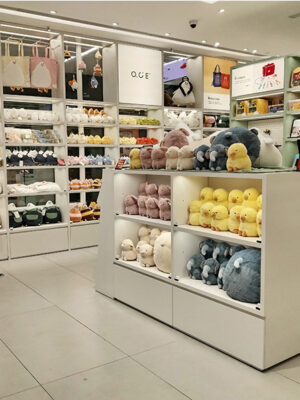 Customized Steel Display Cabinet for Supermarket Shelves Shopping Mall Grocery Boutique Toy Store Household Appliances Cosmetics