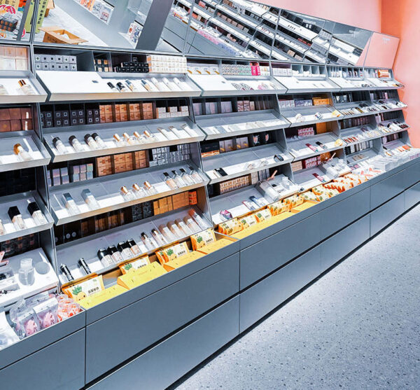 High-end Modern Custom Commercial Cosmetics Display Cabinet Eco-Friendly for Steel Construction for Beauty Salons Skin Care