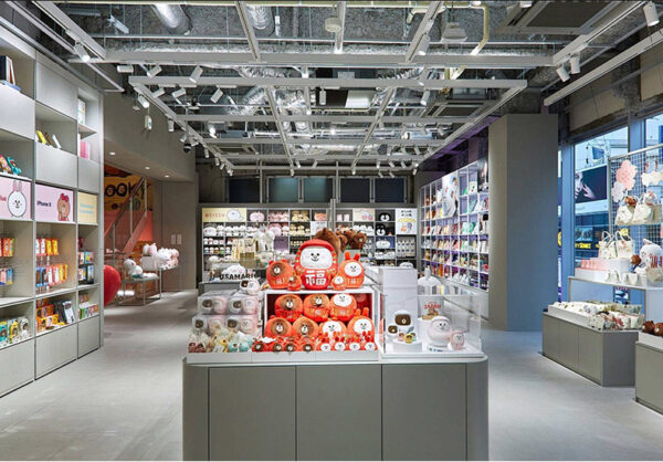 Customized Trendy Toy Store Display Cabinets Multi-layer Display Store Shelves Display Racks Showcases Shop Design