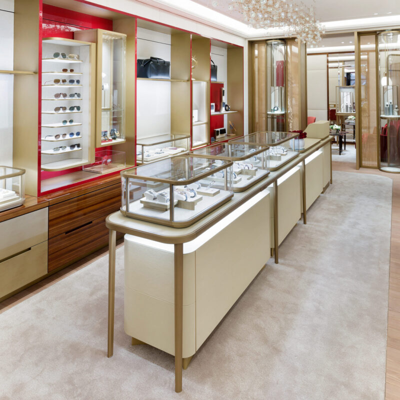 Customized Luxury Jewelry & Watch Display Cabinet Curved Glass Showcase High-End Counter Island for Shopping Mall Jewelry Store